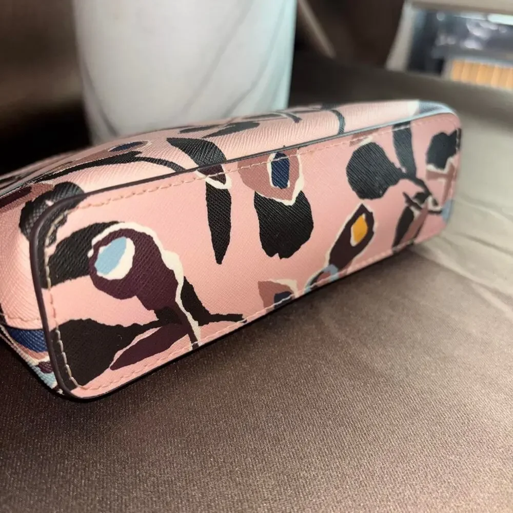 NWOT Kate spade new york pink makeup bag